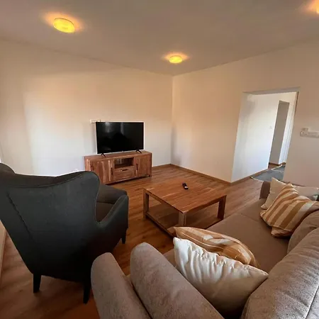 Mountain View Villa With Sauna And Hot-Tub - Three Bedroom Villa With Sauna And Hot-Tub