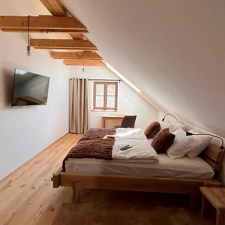 Mountain View Villa With Sauna And Hot-Tub - Three Bedroom Villa With Sauna And Hot-Tub *