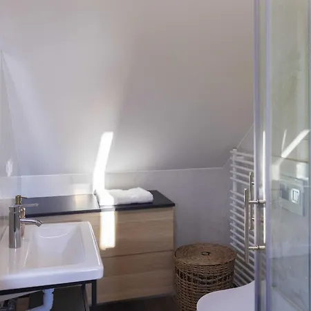 Mountain View With Sauna And Hot-tub - Three Bedroom With Sauna And Hot-tub Villa