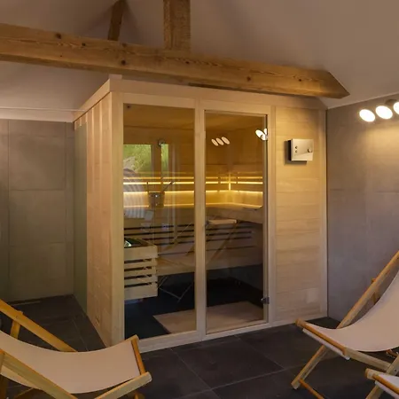 Villa Mountain View Villa With Sauna And Hot-Tub - Three Bedroom Villa With Sauna And Hot-Tub *