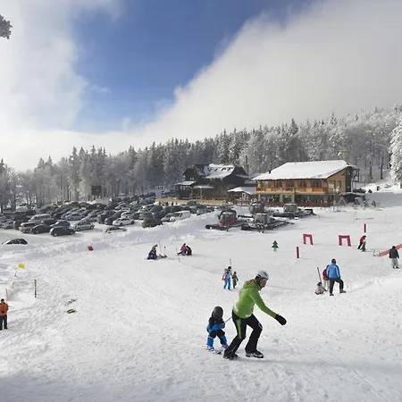 Вилла Mountain View Villa With Sauna And Hot-Tub - Three Bedroom Villa With Sauna And Hot-Tub Словень-Градец