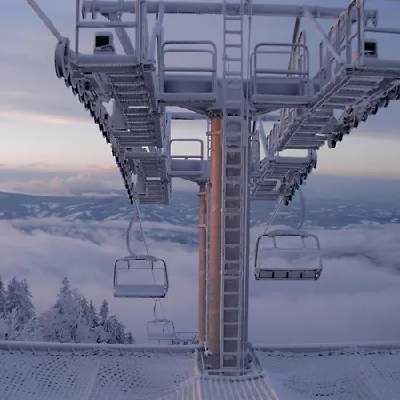 Вилла Mountain View Villa With Sauna And Hot-Tub - Three Bedroom Villa With Sauna And Hot-Tub