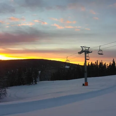 Mountain View Villa With Sauna And Hot-Tub - Three Bedroom Villa With Sauna And Hot-Tub Вилла Словень-Градец