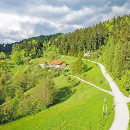 Mountain View Villa With Sauna And Hot-Tub - Three Bedroom Villa With Sauna And Hot-Tub * Словень-Градец