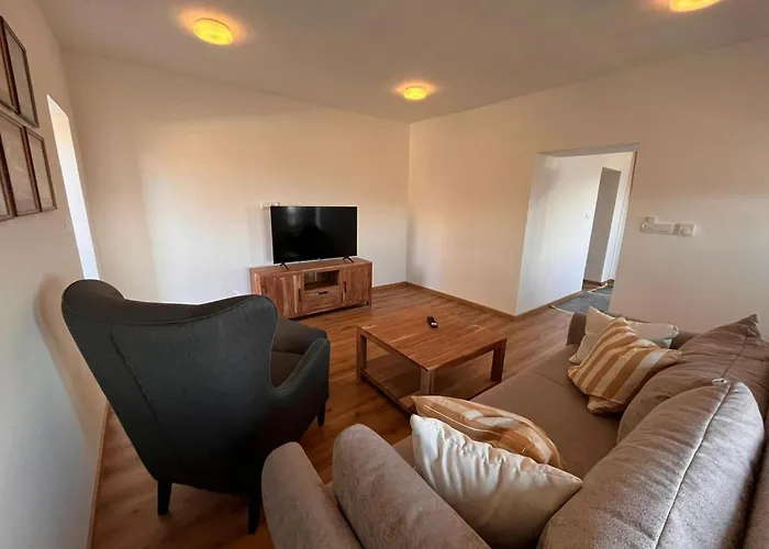 Mountain View Villa With Sauna And Hot-Tub - Three Bedroom Villa With Sauna And Hot-Tub