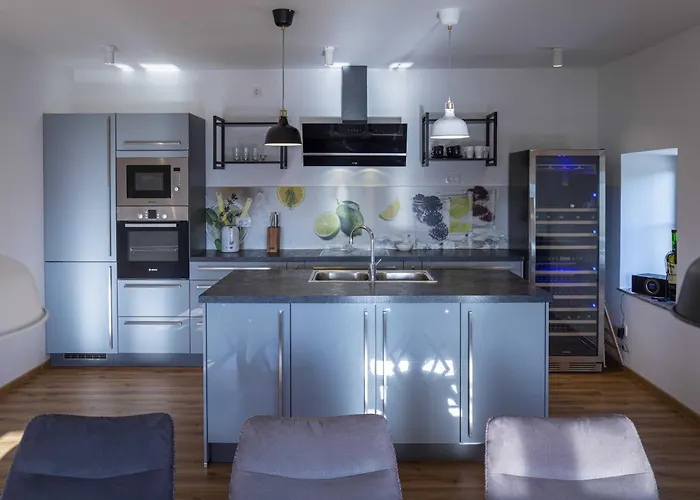 Mountain View Villa With Sauna And Hot-Tub - Three Bedroom Villa With Sauna And Hot-Tub Villa