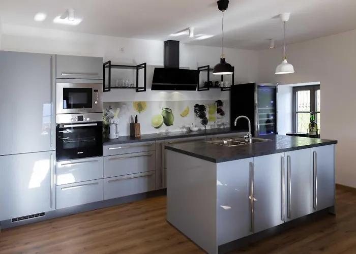 Villa Mountain View Villa With Sauna And Hot-Tub - Three Bedroom Villa With Sauna And Hot-Tub Slovenj Gradec