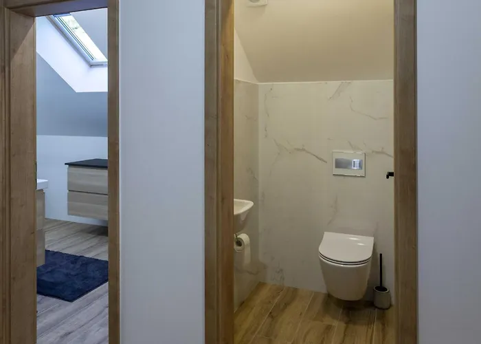 Villa Mountain View Villa With Sauna And Hot-Tub - Three Bedroom Villa With Sauna And Hot-Tub *