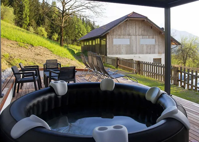 Mountain View Villa With Sauna And Hot-Tub - Three Bedroom Villa With Sauna And Hot-Tub