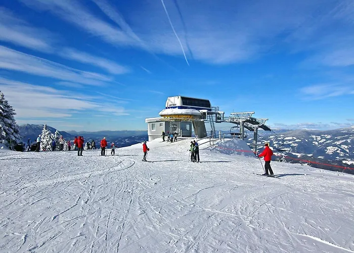 Mountain View Villa With Sauna And Hot-Tub - Three Bedroom Villa With Sauna And Hot-Tub *