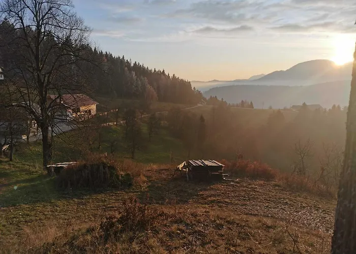 Mountain View Villa With Sauna And Hot-Tub - Three Bedroom Villa With Sauna And Hot-Tub *